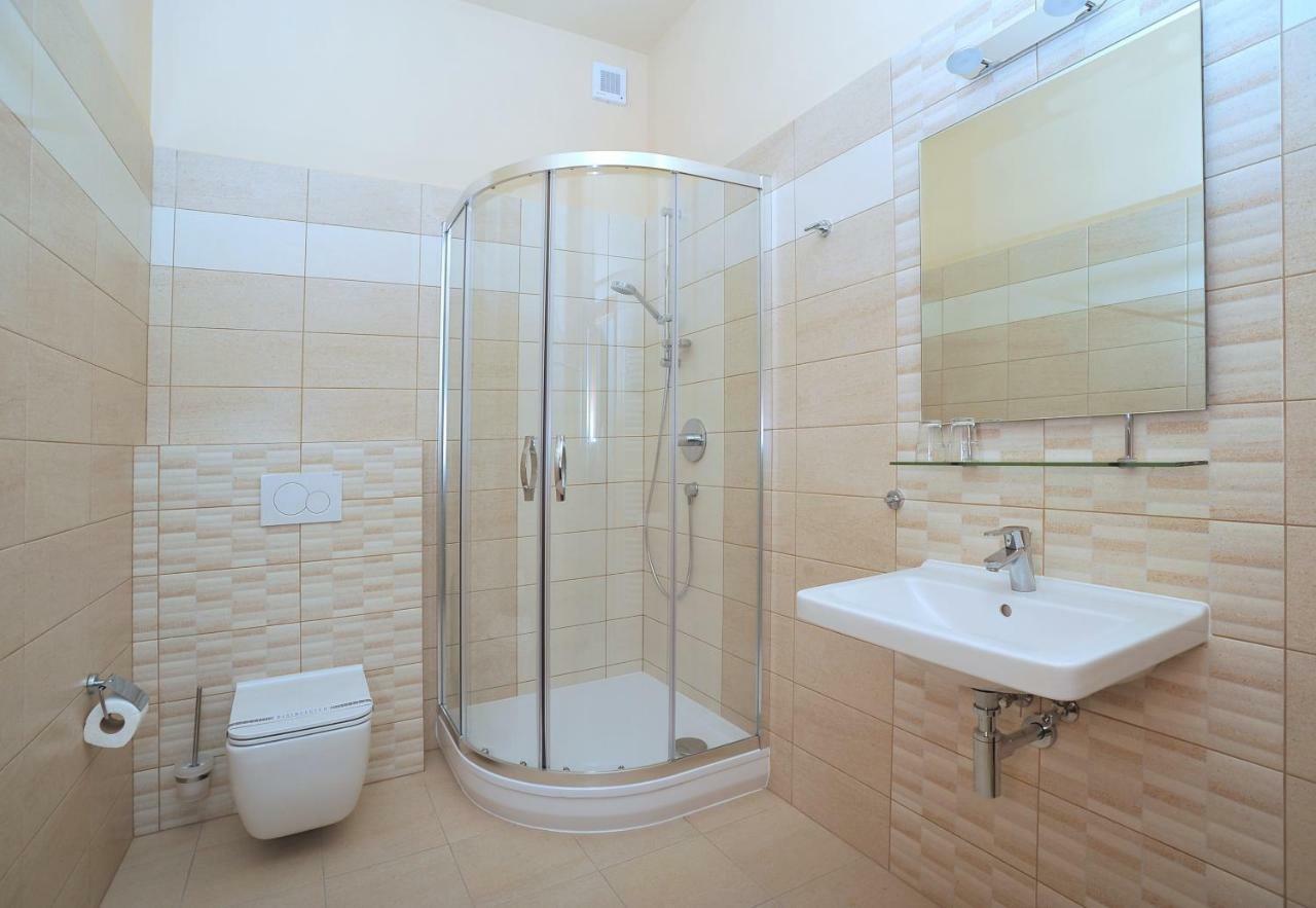 Penzion Kralovske Lazne Podebrady Ngoại thất bức ảnh