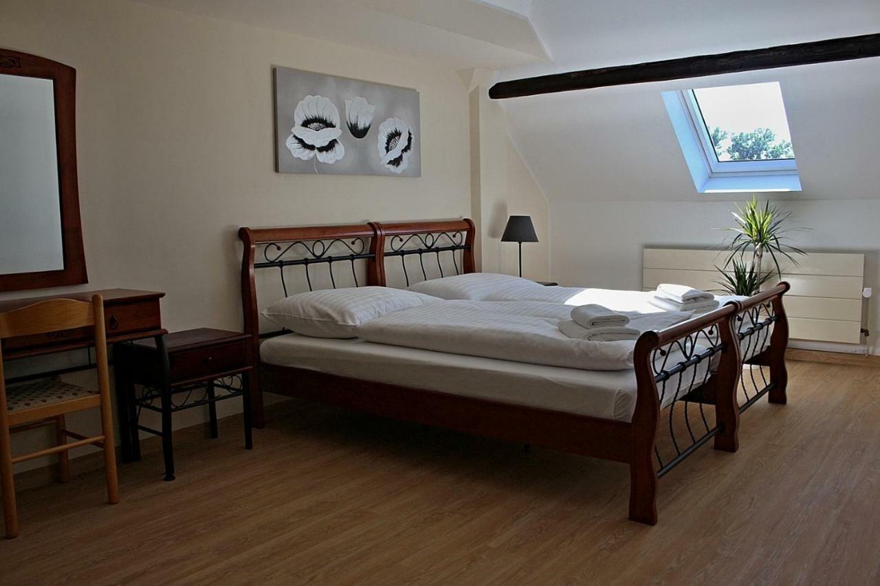 Penzion Kralovske Lazne Podebrady Ngoại thất bức ảnh